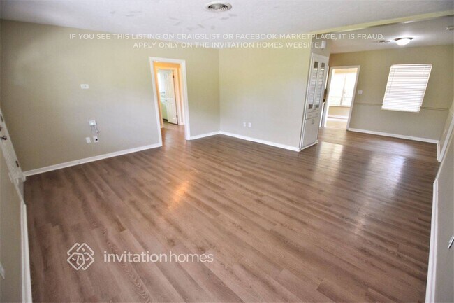 Foto del edificio - 3308 17th Ave W