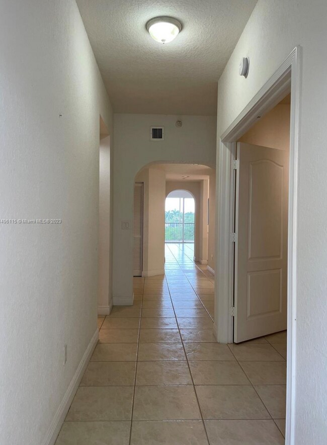 Building Photo - 10770 NW 66th St