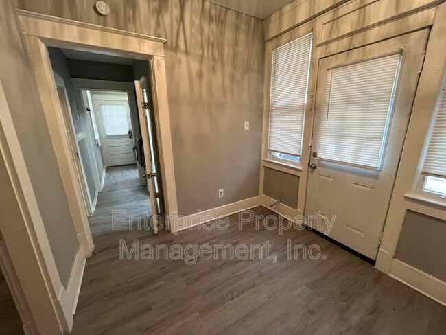 Photo - 1111 North Parkway Apartment