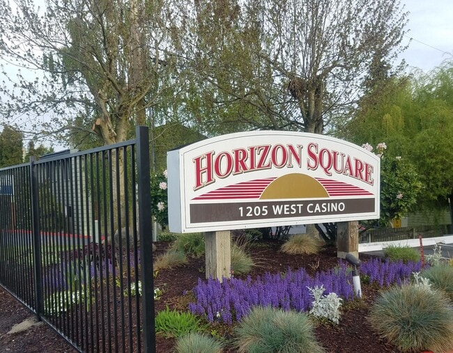 Building Photo - Horizon Square Apartments