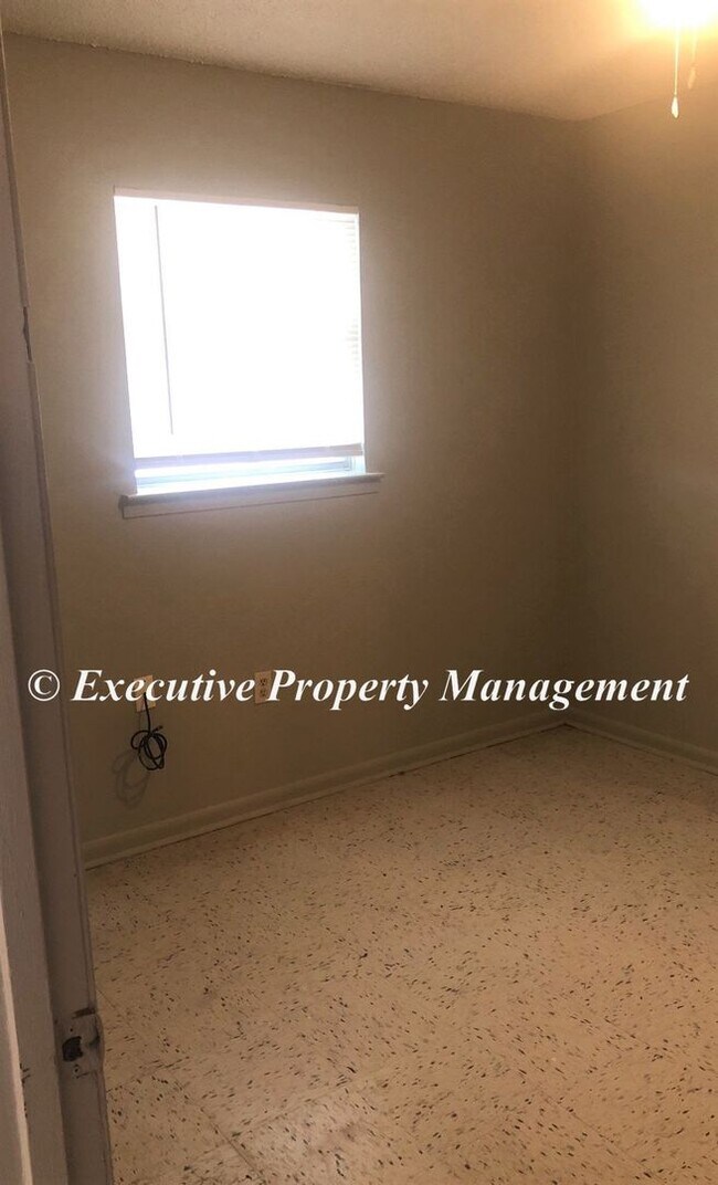Foto del edificio - 506 Sunset Ln