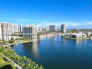 Foto del edificio - 2801 NE 183rd St