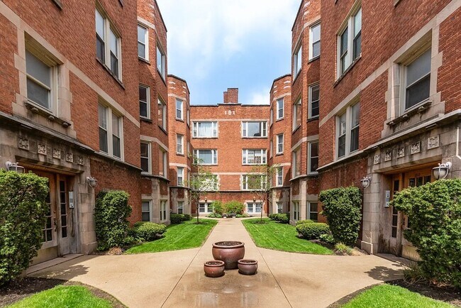 Foto del edificio - 1618 W Columbia Ave
