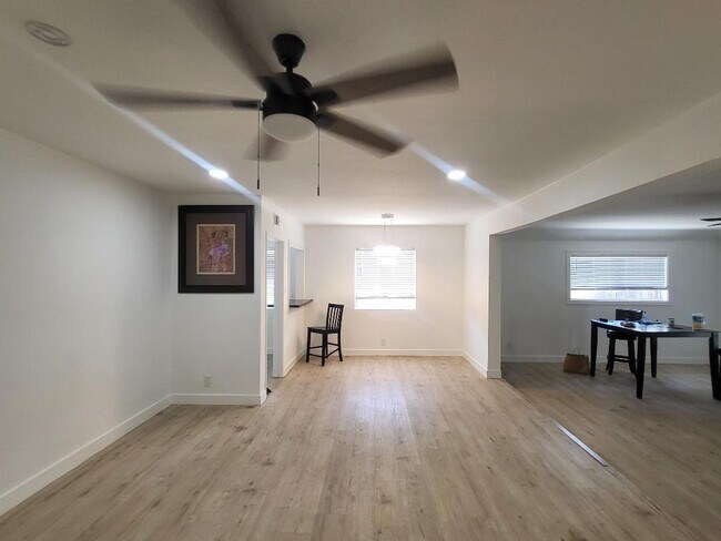 Building Photo - 8856 Casaba Ave