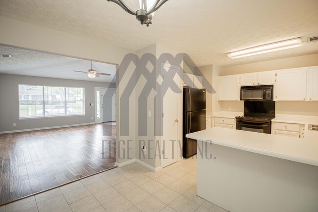 Building Photo - 523 Rice Gate Dr