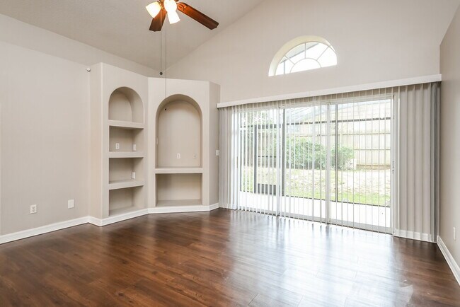 Foto del edificio - 2151 Blackhawk St