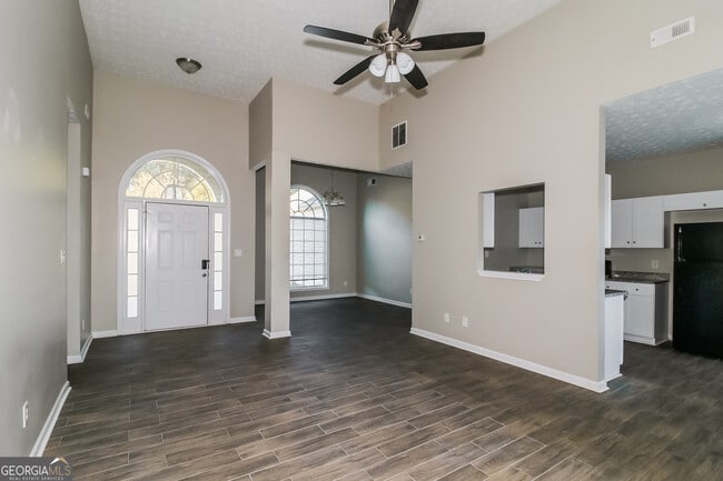 Building Photo - 3399 Bells Landing Dr