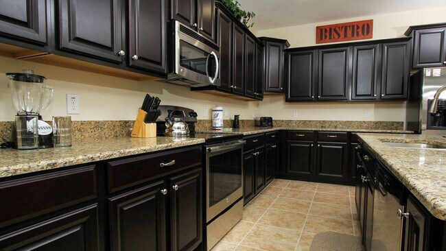 Foto del edificio - 2960 Buccaneer Palm Rd
