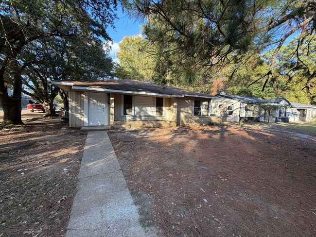 Foto del edificio - Nearly A New Home!