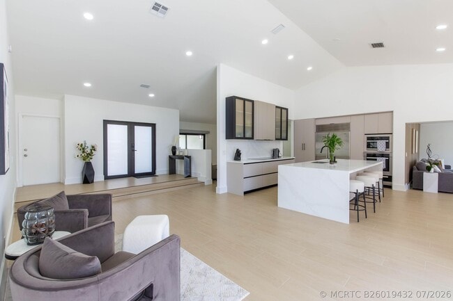 Building Photo - 2281 Seaford Dr