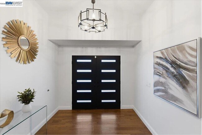 Building Photo - COMING SOON  / 4br - 2358SqFt - THE MOST GORGEOUS RENTAL HOME IN THE MISSION