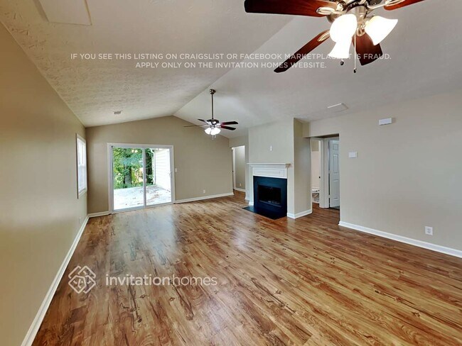 Foto del edificio - 4740 Bryant Rd