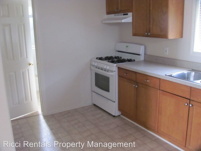 Foto del edificio - 1143-1143 W Palmyra Ave