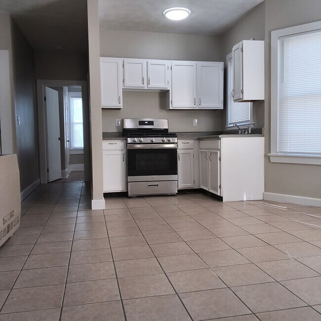 Foto del edificio - 98 County St