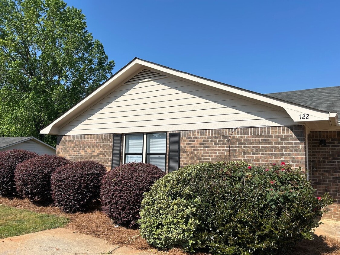 120/122 Deer Creek Dr - 120/122 Deer Creek Dr