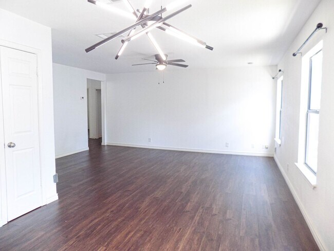 Foto del edificio - 13039 Chimney Oak Dr