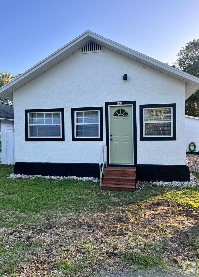 Sunnyland Park Apartments for Rent with Parking Daytona Beach, FL 2