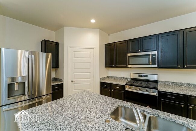 Building Photo - 9286 W Creosote Rain Dr