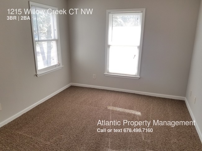 Building Photo - 1215 Willow Creek Ct NW