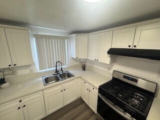 Foto del edificio - 9404 S Figueroa St