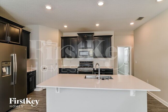 Foto del edificio - 1320 Oak Crest St