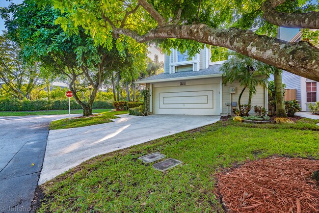 Building Photo - 5080 Point Alexis Dr