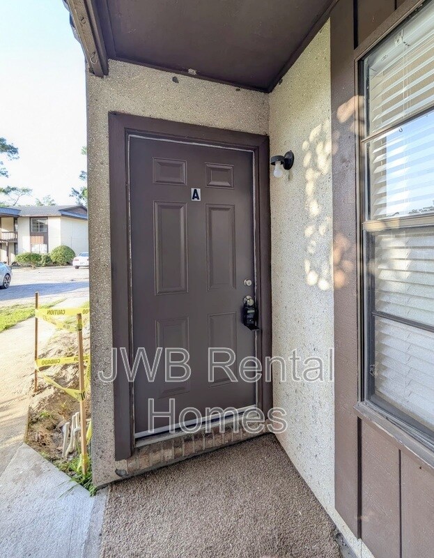 Foto del edificio - 476 Bentwood Ln