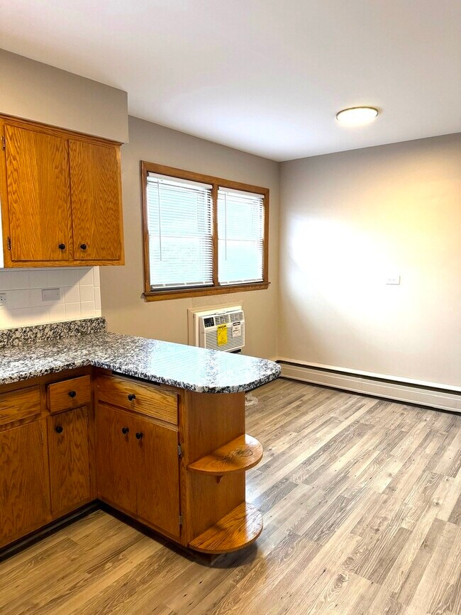 Foto del edificio - 7538 Waukegan Rd
