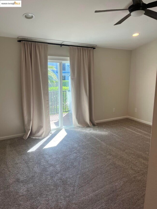 Foto del edificio - 5789 Cutter Loop