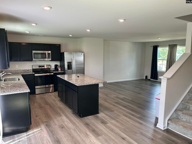 Building Photo - 3032 Blue Brook Ln
