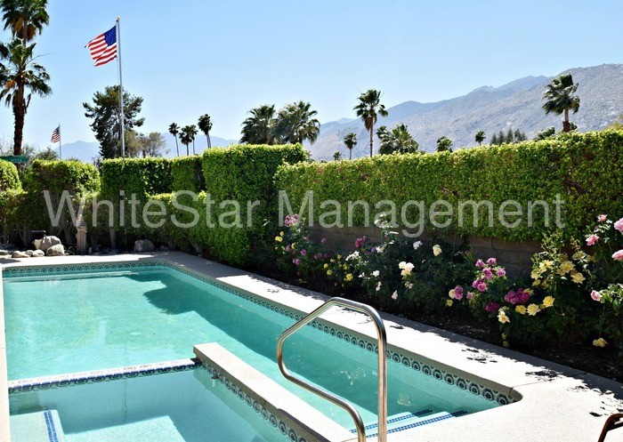 Building Photo - 1210 E Buena Vista Dr