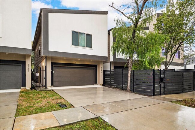 Foto del edificio - 6743 Calhoun Rd