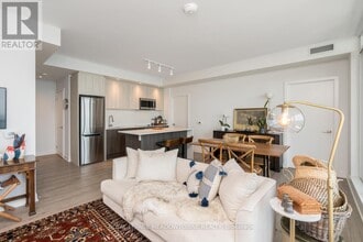 Building Photo - 1926 Lake Shore Blvd W