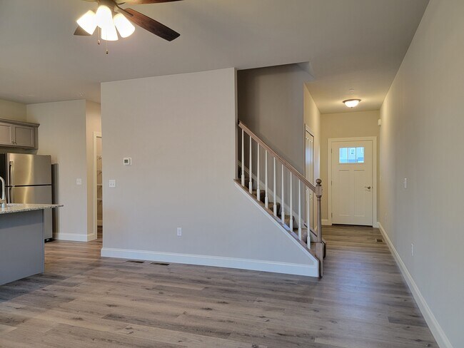 Building Photo - 101 Magnolia Dr