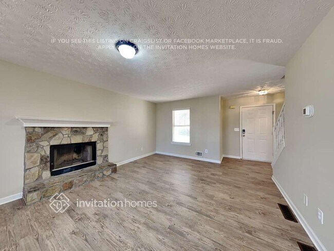 Building Photo - 1460 Timber Walk Dr SE