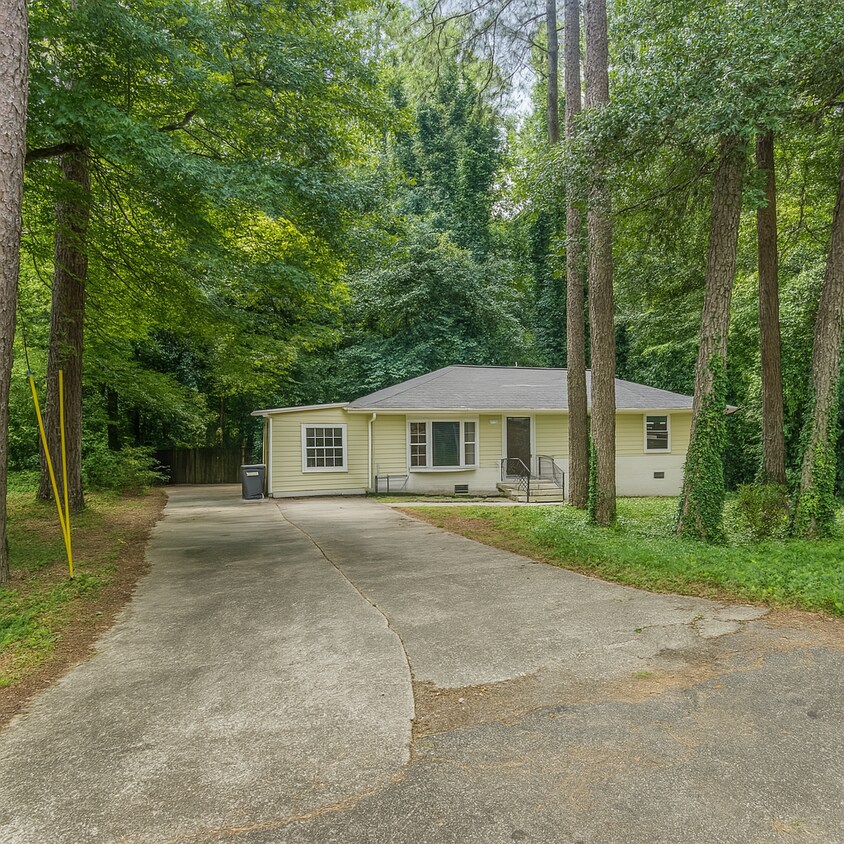 Foto principal - 582 Boyds Dr SE