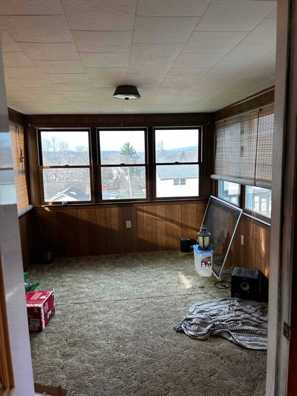 Building Photo - 131 Valley View Dr