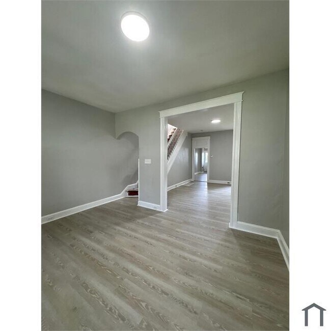 Foto del edificio - 3 Bedroom Rehabbed