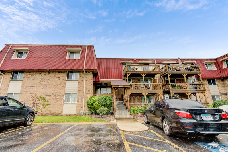 Primary Photo - 1870 Tall Oaks Dr