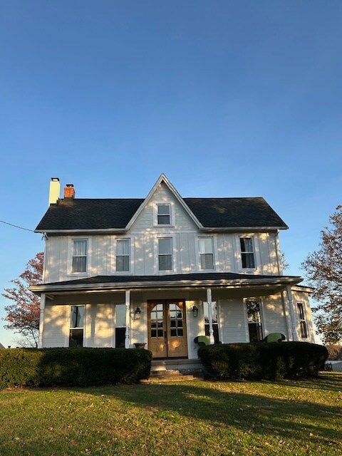 Foto principal - 16001 Dark Hollow Rd