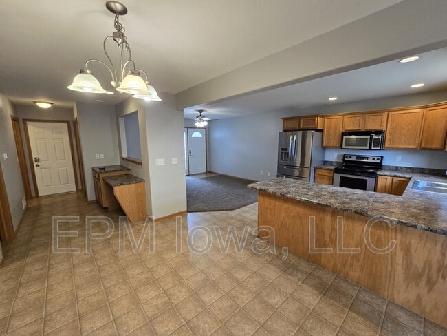 Building Photo - 147 Alydar Dr