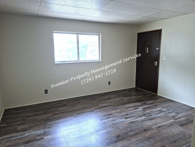 Building Photo - 485 New York Ave