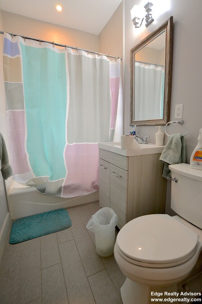 Building Photo - 50 Union St