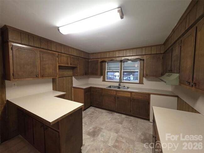 Foto del edificio - 114 Blacksnake Rd