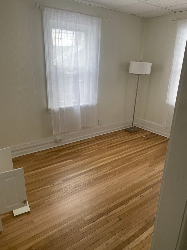 Building Photo - 118 Ardmore Drive