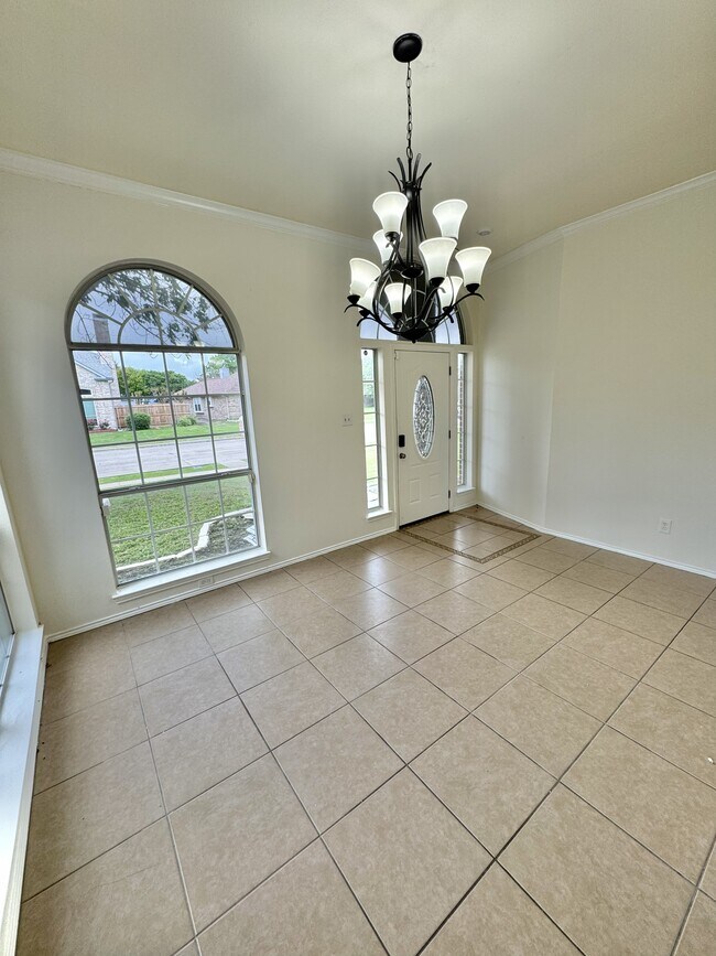 Foto del edificio - 5606 Allen Ln