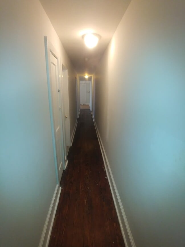 Building Photo - 600-606 MacDade Blvd