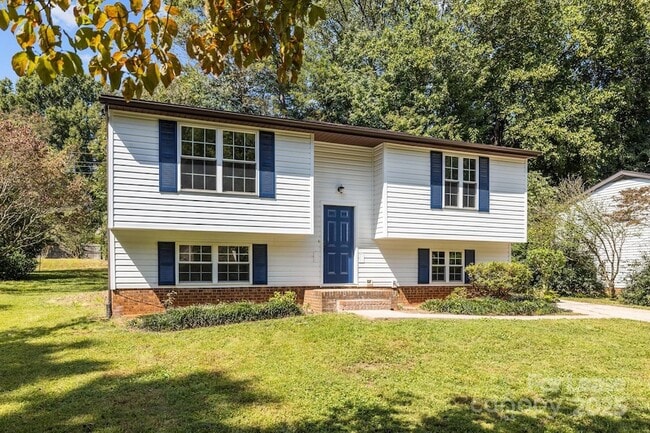Foto del edificio - 7120 Clear Crossing Ln