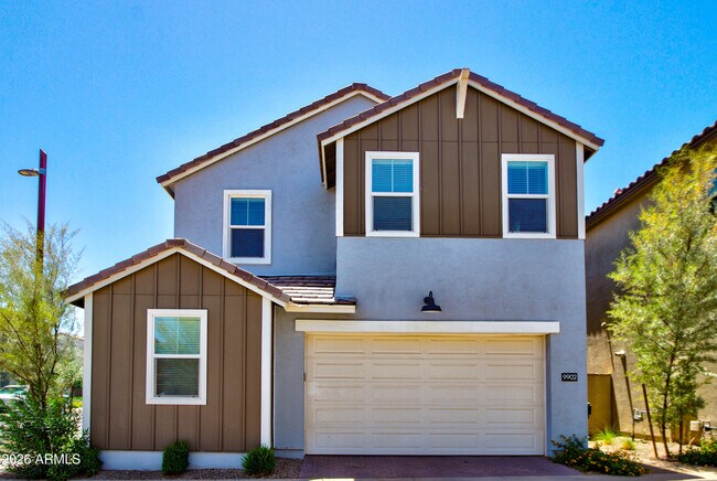 Building Photo - 9902 E Tamery Ave