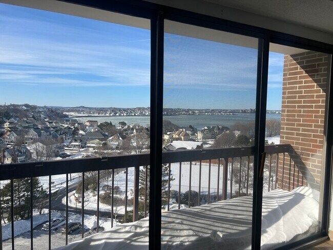 Foto del edificio - 1 Pond St